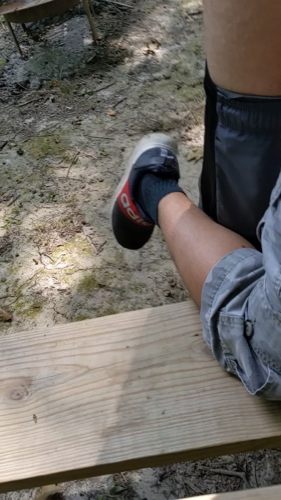 Video by Bibottom85 with the username @Bibottom85,  August 4, 2021 at 7:57 PM and the text says 'Grinder hookup at the lake on picnic table'