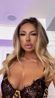 https://www.webgirls.cam/en/chat/KylieAsher