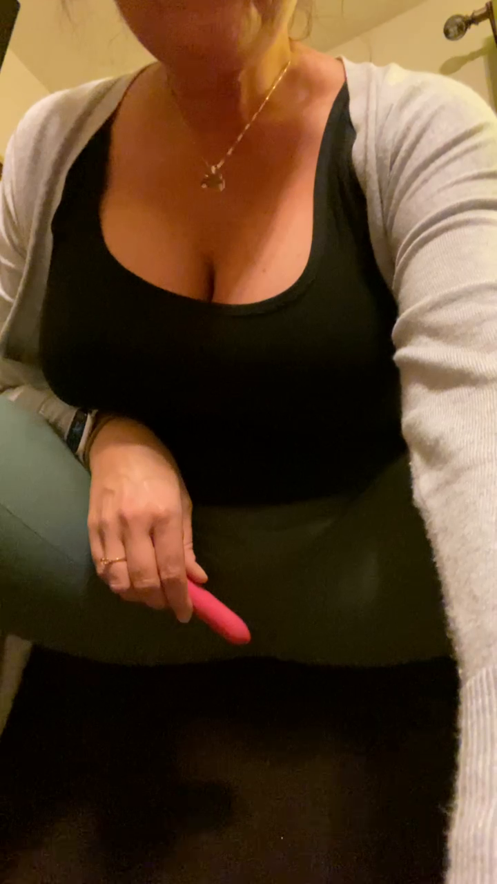 Shared Video by Denise La Fleur with the username @deniselafleur, who is a star user,  January 13, 2021 at 6:15 PM and the text says 'play time😛🍆💦💦💦'
