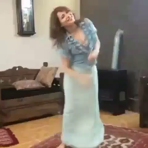 Video by sami with the username @sami40,  July 20, 2019 at 1:06 PM. The post is about the topic BellyDancing and the text says '#dance
#belly
#BellyDancing
#ArabicDance'
