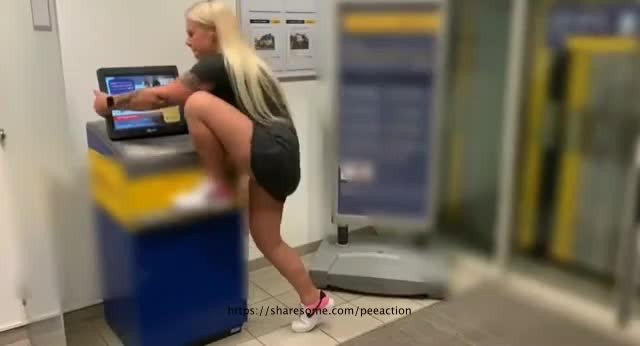 Shared Video by PeeAction with the username @peeaction,  January 24, 2021 at 6:20 PM. The post is about the topic Sexy Girls Peeing