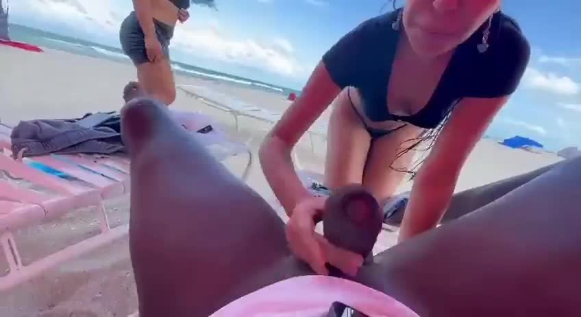 Video by mege with the username @mege, posted on February 22, 2024. The post is about the topic blowjob and the text says 'Latinas en la Playa'