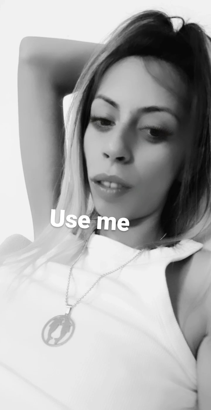 Video by CandieCross with the username @CandieCross, who is a star user,  August 28, 2020 at 3:41 PM. The post is about the topic Use me and the text says 'My mouth need you ! HungryMouth 😛😋💋❤ #teen #lips #facefuck #horny'
