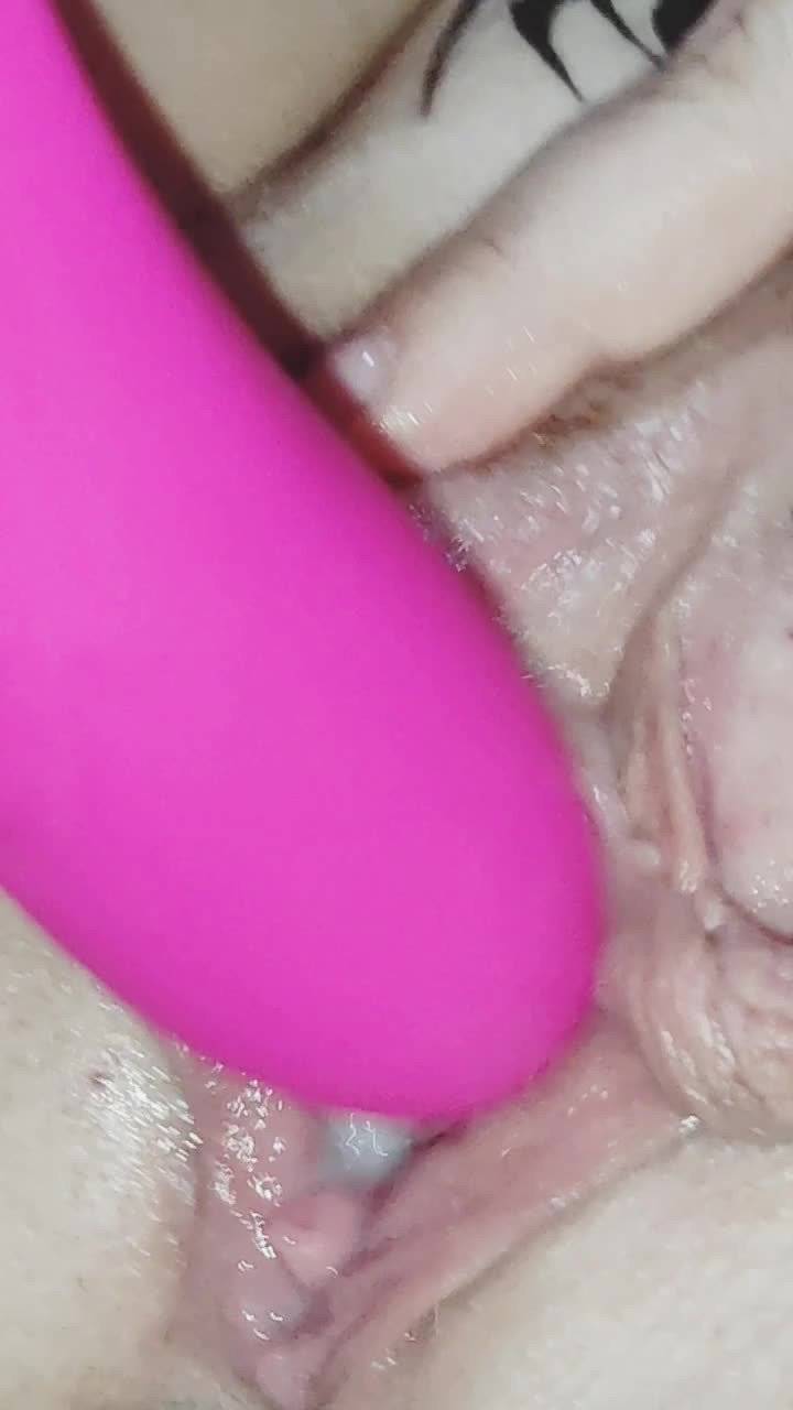 Video by Kavliar with the username @Kavliar,  February 7, 2023 at 2:34 PM. The post is about the topic Only Amateur and the text says 'creamy pussy loading..'