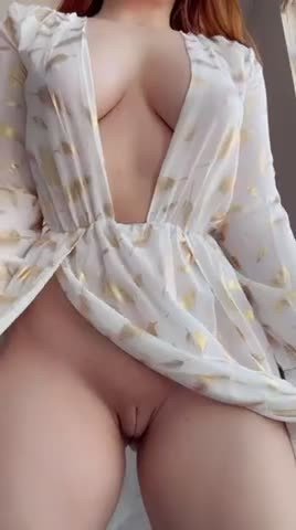 Video by BeautifulBabes with the username @BeautifulBabes,  February 1, 2022 at 12:27 PM. The post is about the topic Babe Teasing