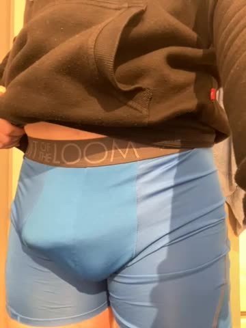 Video by BubbleButtBoy with the username @Daddy25,  January 24, 2022 at 6:49 PM. The post is about the topic Gay and the text says 'Another leg day down and another horny ass day 🤤🤤🤤 #bubblebuttboy'