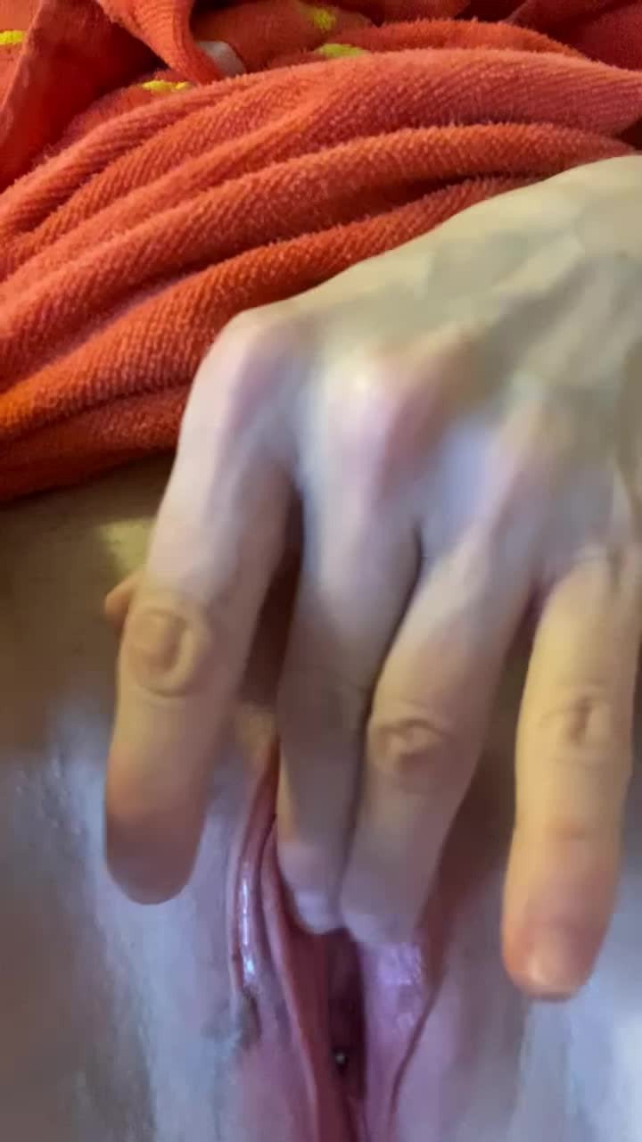 Video by Sof366 with the username @Sof366,  November 30, 2021 at 12:43 PM. The post is about the topic Pussy and the text says 'Who's ready to have some fun'