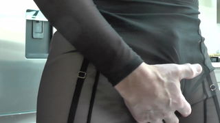 Shared Video by Latexcrossdresser with the username @Latexcrossdresser, who is a verified user,  September 20, 2024 at 3:11 AM