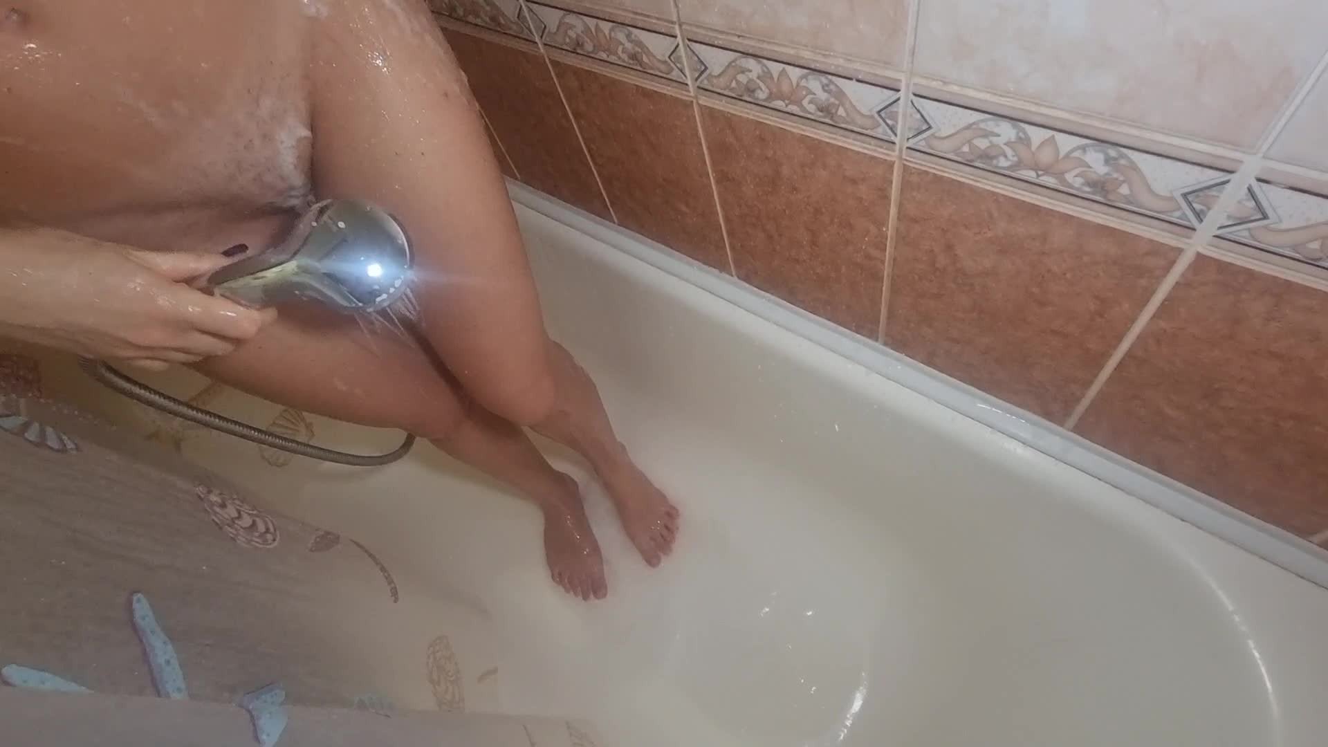Watch the Video by Marthabullles with the username @Marthabullles, who is a star user, posted on July 5, 2023. The post is about the topic MILF. and the text says 'Do you want to play with me while I'm in the shower?'