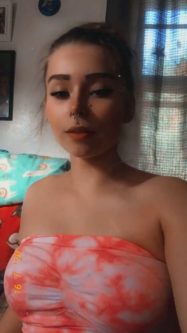 Video by beaumecsensuelle with the username @beaumecsensuelle,  July 18, 2020 at 9:53 AM. The post is about the topic pour le plaisir des yeux and the text says 'just for you'