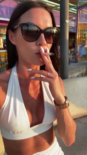 Video by Corstophine with the username @Corstophine,  March 19, 2023 at 3:51 PM. The post is about the topic Smoking women