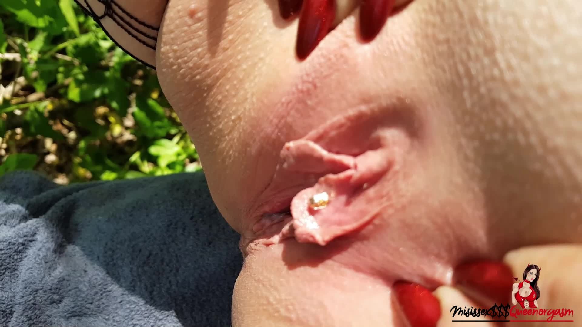 Shared Video by AngelCummings with the username @AngelCummings, who is a star user,  February 23, 2023 at 4:05 PM. The post is about the topic Nude outdoors
