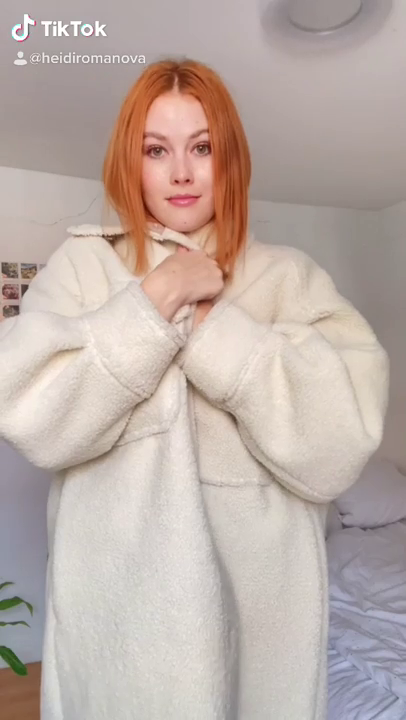 Video by NakedJulia with the username @NakedJulia,  December 28, 2020 at 12:37 AM. The post is about the topic Beautiful Redheads and the text says 'Hot redhead Tiktok nude'