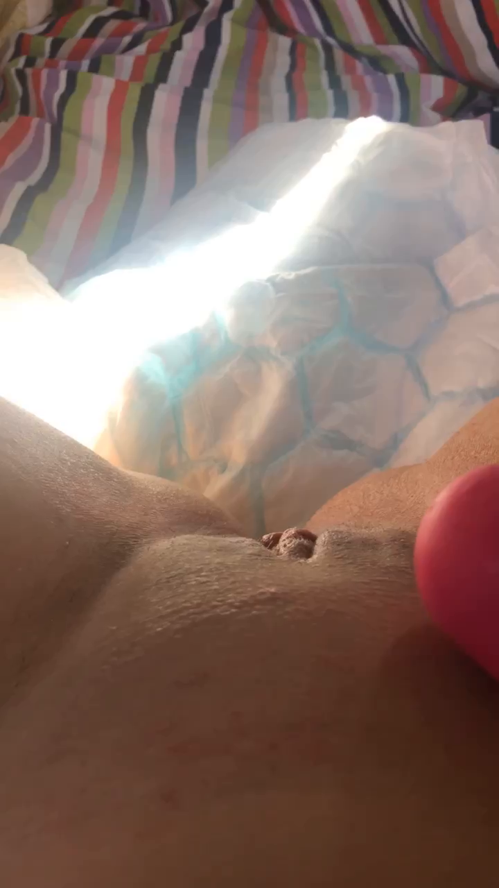 Video by Swedishbabe89 with the username @Swedishbabe89, who is a star user,  August 15, 2020 at 12:02 PM. The post is about the topic Cum Freaks and the text says '❤️#cum #squirt'