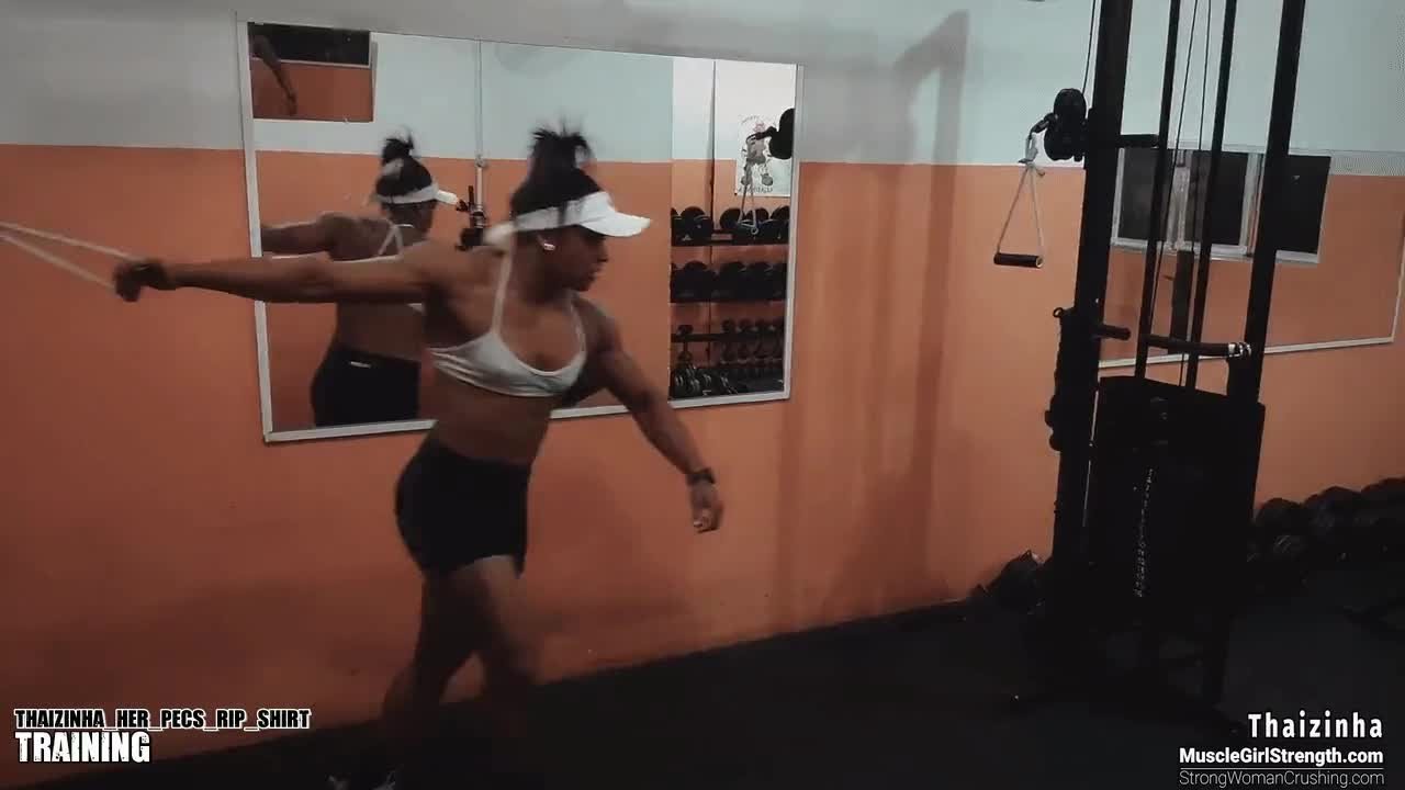 Video post by MusclegirlStrength