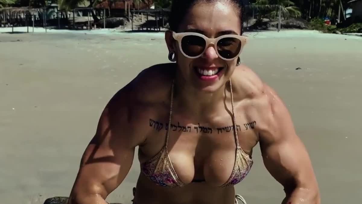 Video by MusclegirlStrength with the username @MusclegirlStrength, who is a brand user,  May 3, 2024 at 3:26 PM and the text says 'Muscle Queen Crushes Coconut: Sassenach's Beach Showdown!: https://www.strongwomancrushing.com/

#musclegirl #musclegirllove #femalemuscle #femalemuscles #featsofstrength #MuscleCrush #PowerfulFruitCrush #JawDroppingStrength'