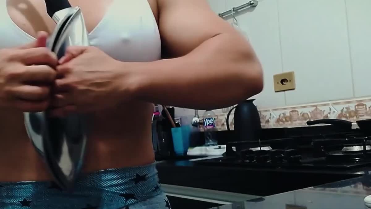 Video by MusclegirlStrength with the username @MusclegirlStrength, who is a brand user,  May 14, 2024 at 10:24 AM and the text says 'Muscle Madness: Karla Bachiega's Incredible Feats of Strength!: https://www.strongwomancrushing.com/

#musclegirl #musclegirllove #femalemuscle #femalemuscles #featsofstrength #MuscleMagic #FlexFemmes #PowerPoses'