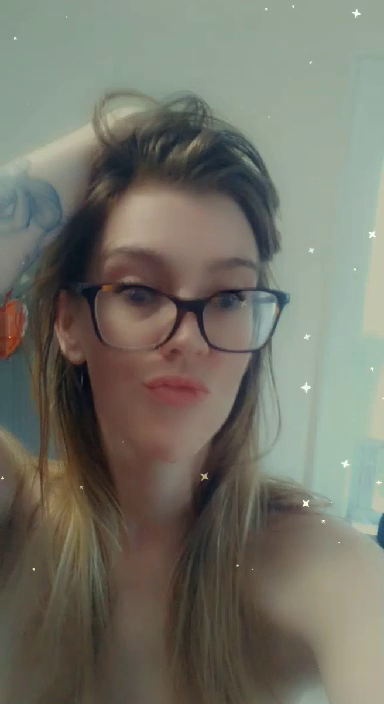 Video by KatMcSass with the username @KatMcSass, who is a star user,  October 14, 2020 at 2:22 AM and the text says 'Snapchat-2086868386'