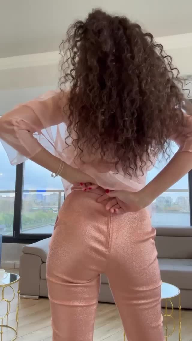 Video post by AnithaCurlson