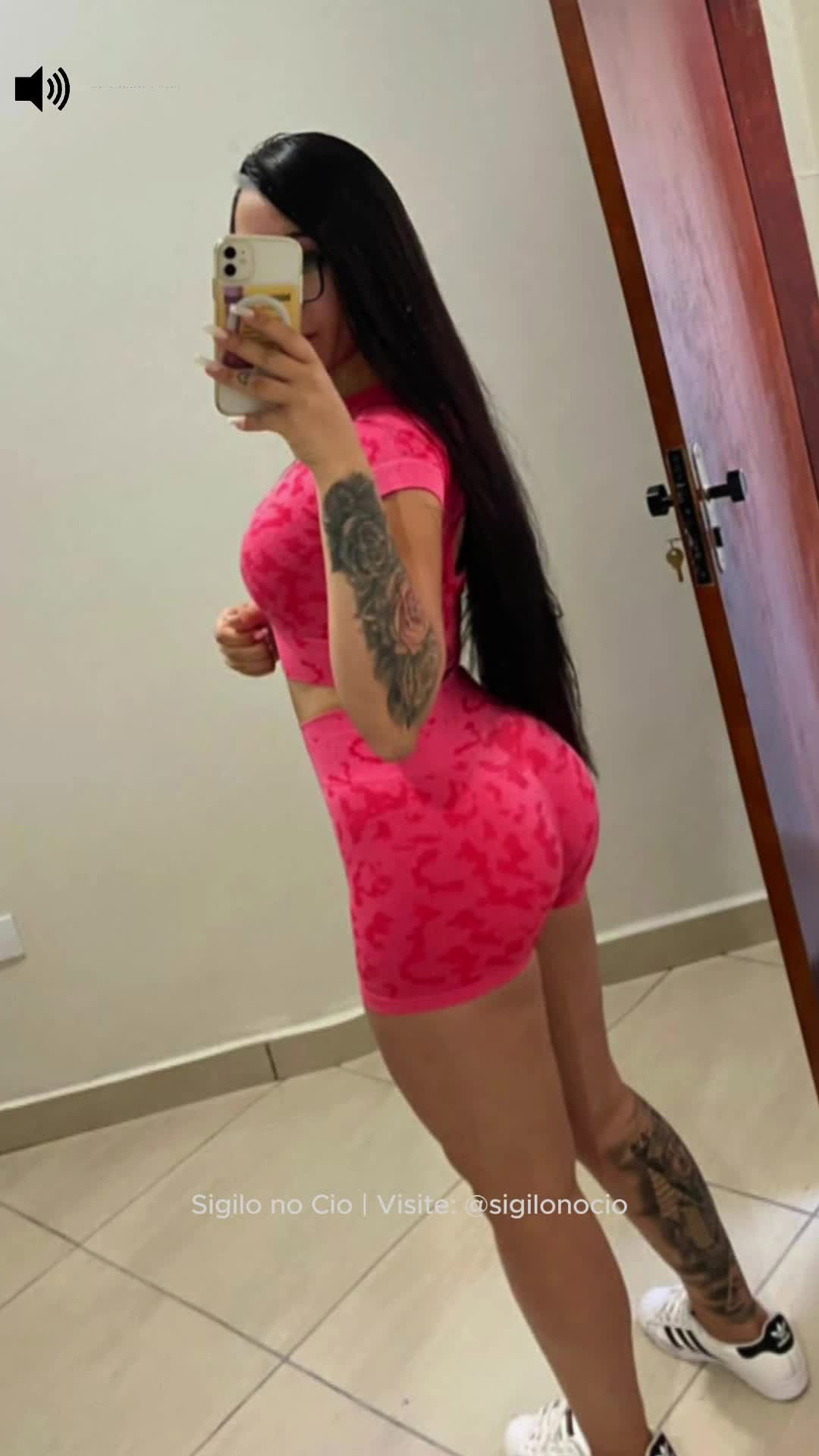Video by brunotloversafado with the username @brunotloversafado,  May 18, 2024 at 1:29 PM. The post is about the topic Amateurs and the text says '🚨See: The beautiful Mila, known as Mila Novinha, spotted without panties in a tight pink dress. 👉💓 Follow me on social media: @sigilonocio .. . 💃 #MilaNovinha #dress #pink #style'