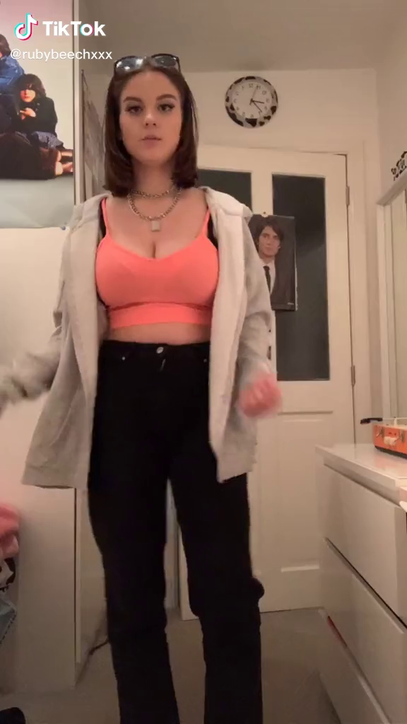 Video post by Tik Tok Babes