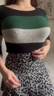 Video by Sexmuffin with the username @Sexmuffin,  November 20, 2022 at 10:11 PM. The post is about the topic Busty Petite