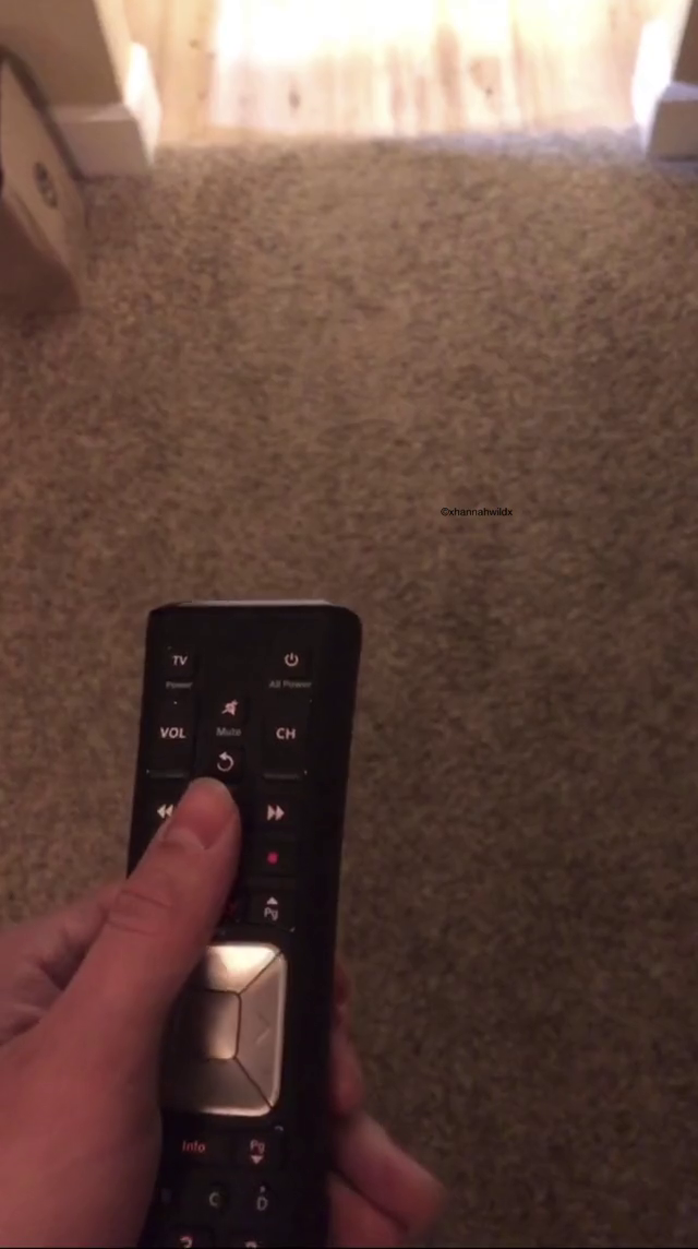 Video by Maxwell King with the username @MaxKing,  November 30, 2020 at 5:30 PM. The post is about the topic Amateurs and the text says 'I want this remote!'
