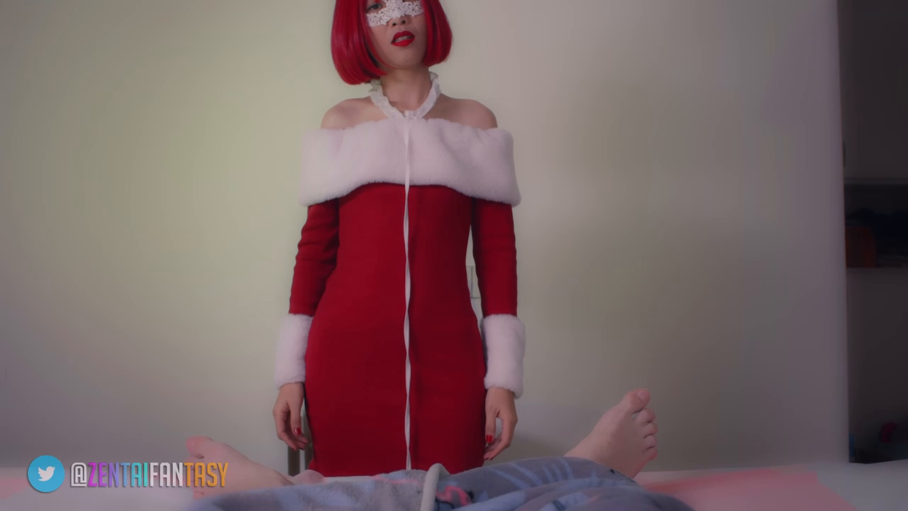 Video by ZentaiFantasy with the username @zentaifantasy, who is a star user,  December 27, 2020 at 4:05 AM. The post is about the topic blowjob and the text says 'I'm a fucking christmas elf'