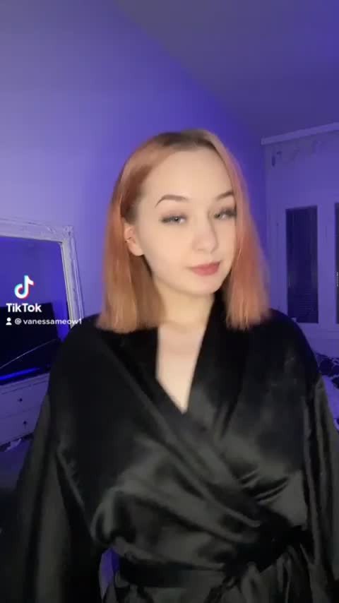 Video by vikvar5 with the username @vikvar5,  August 10, 2021 at 12:25 PM. The post is about the topic SexyThingZ and the text says 'fYabQWr'