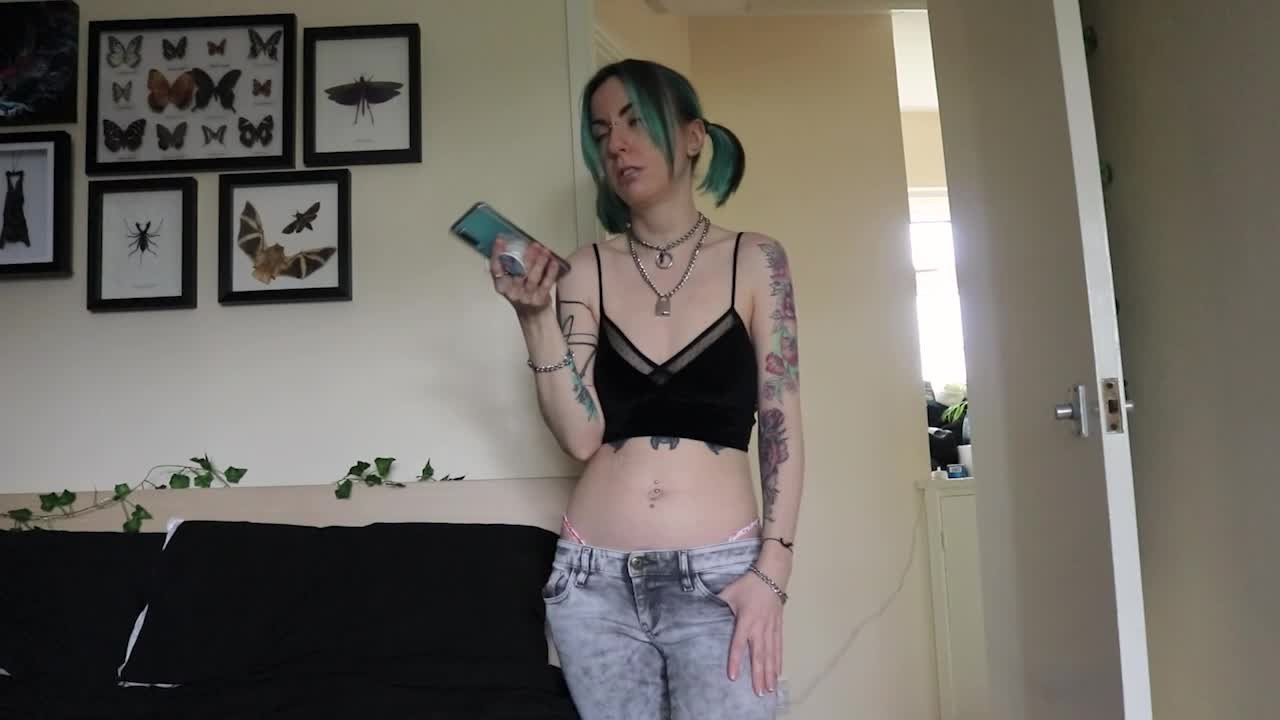 Watch the Video by n y x with the username @nyxamara, who is a star user, posted on March 5, 2021 and the text says 'Barebacking your stepsis... 
manyvids.com/Video/2602650/Barebacking-your-stepsis/'