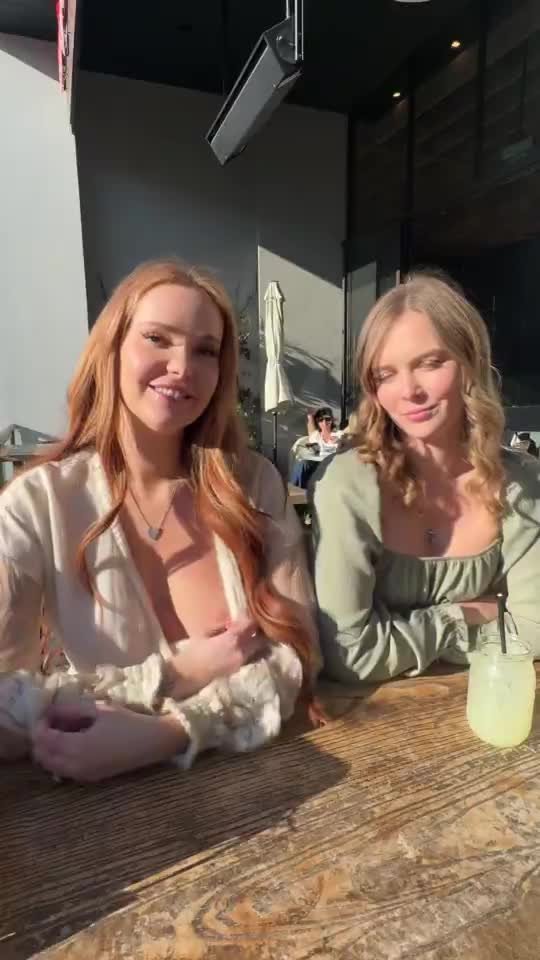 Shared Video by Jizzstagram with the username @jizzstagram,  April 18, 2024 at 3:53 PM. The post is about the topic Pale White skin hottest women and the text says '🤍 Pale White Skin 🤍
https://itslive.com/browse/livesex/white'
