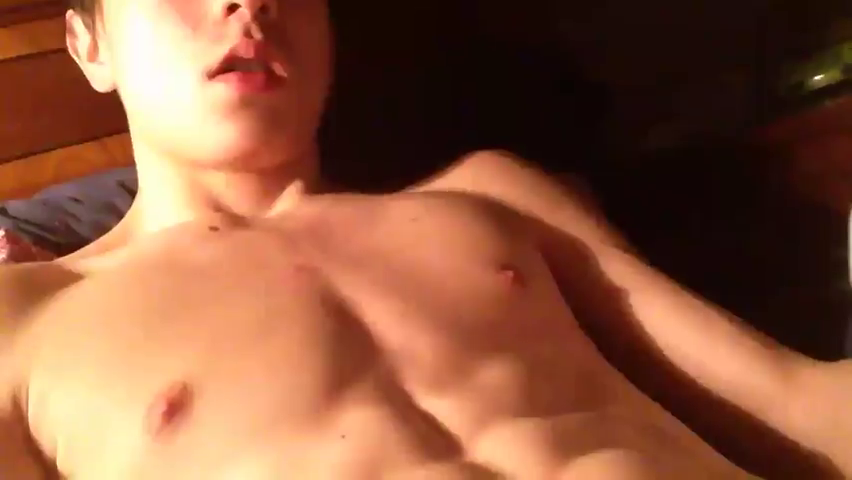 young-smooth-and-mostlynude:This Little guy is so Fit it almost makes me cum by just looking at him 